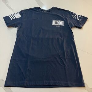 USO small Grunt Style Flag T shirt size small